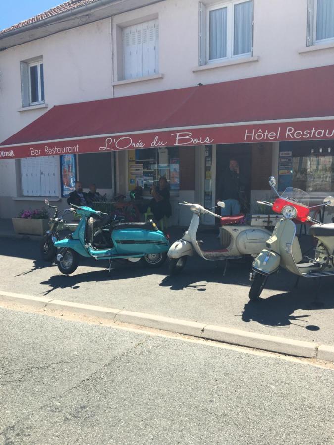 A L'Oree Du Bois Chez Doudou&Lolo Bellerive-sur-Allier Buitenkant foto